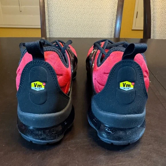 New Nike Air VaporMax University Red Black Sneakers Shoes Size US 11.5 - Picture 7 of 11